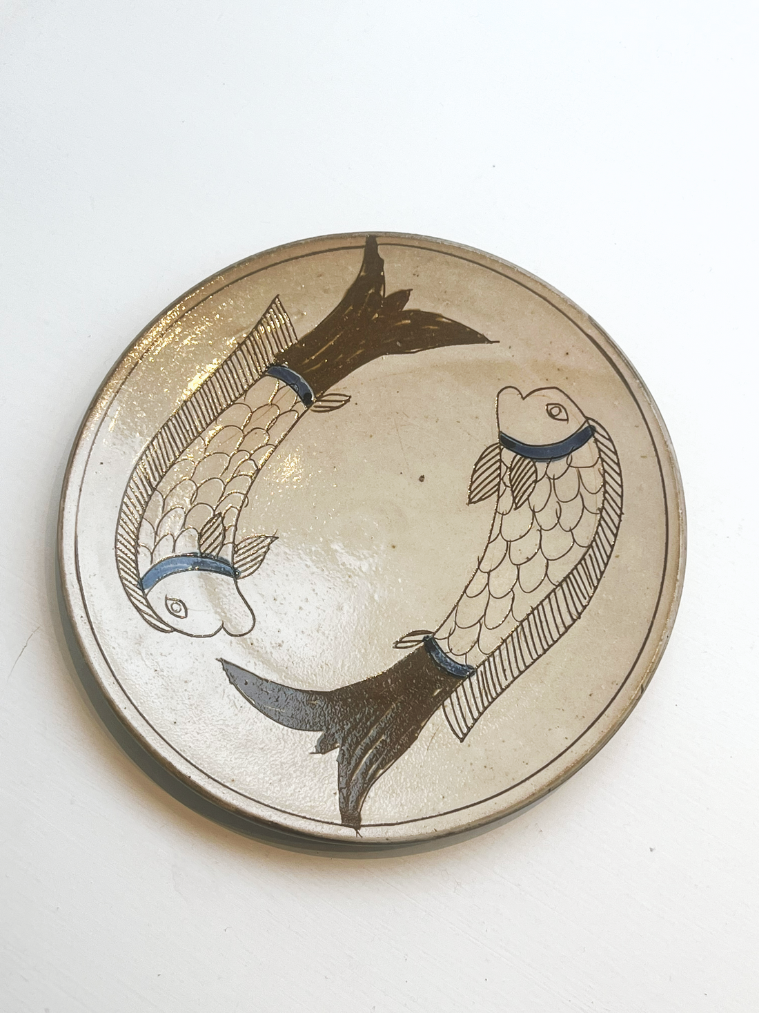 Swimming fish plate I Egypt, Fayoum