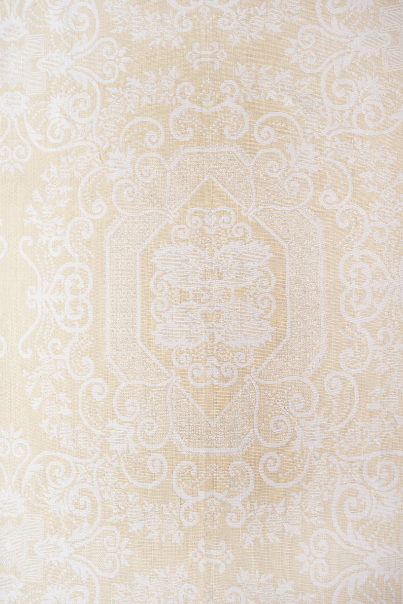Syrian bedspreads l Hatay, Turkey