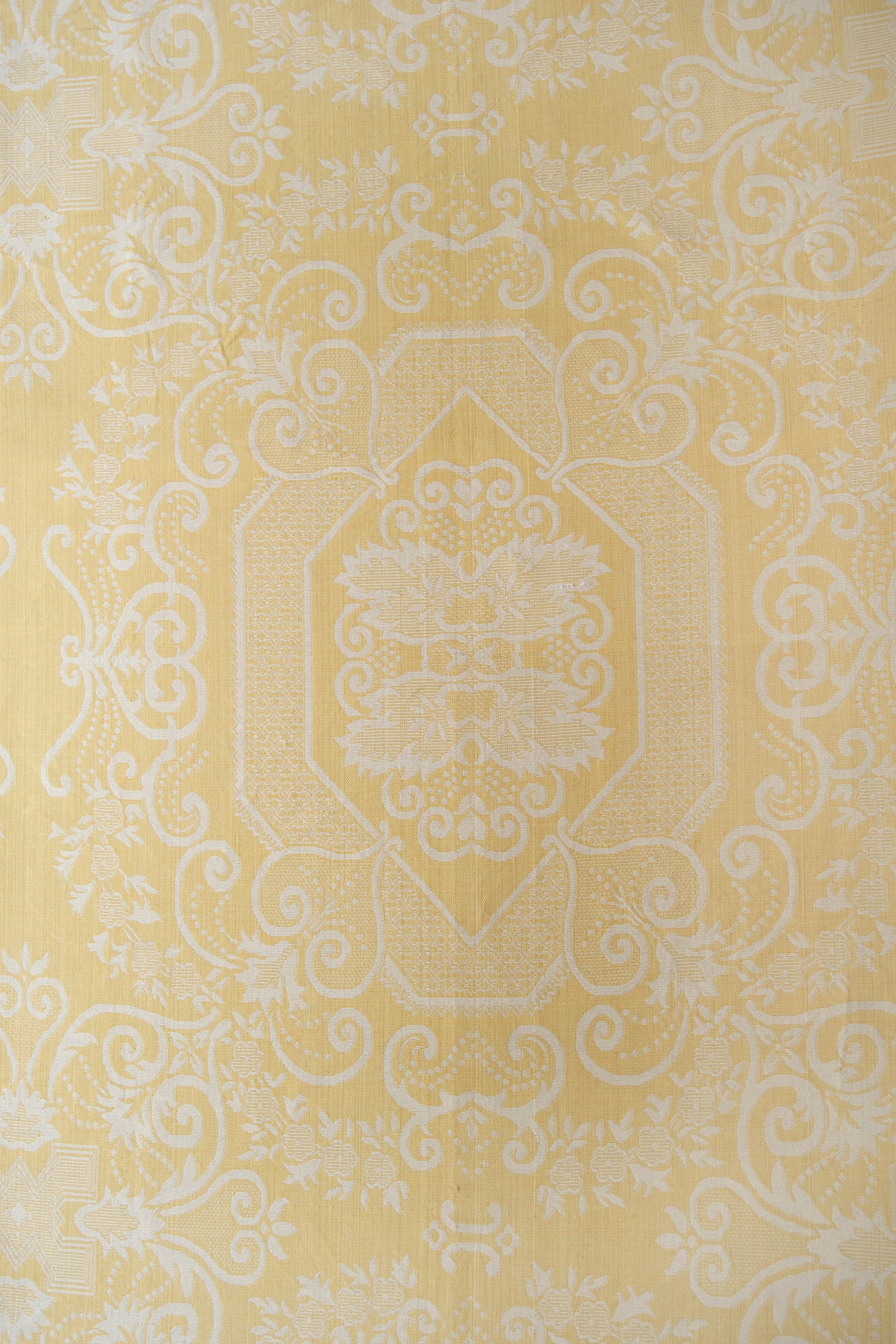 Syrian bedspreads l Hatay, Turkey
