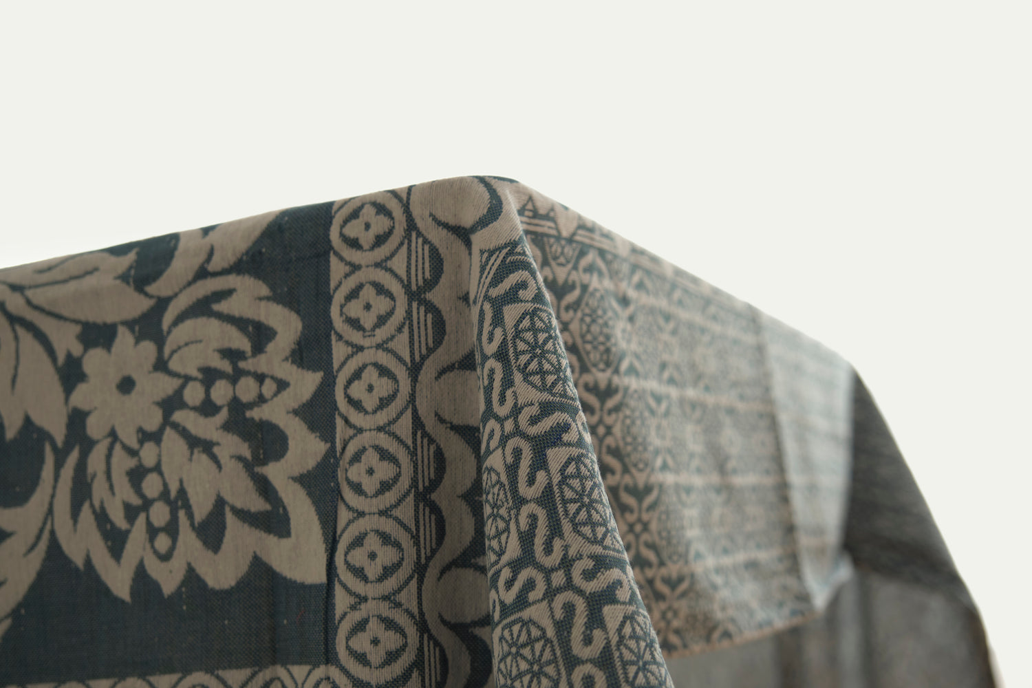 Syrian tablecloth I Hatay, Turkey