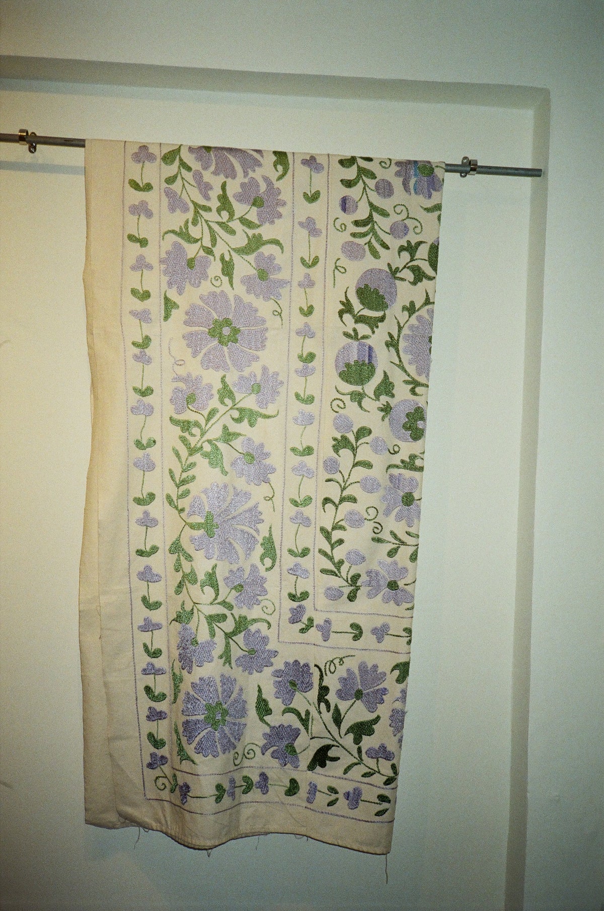 Suzani throw l Uzbekistan