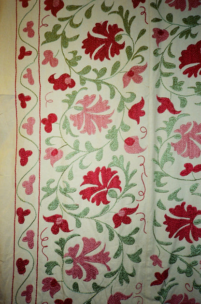 Suzani throw l Uzbekistan