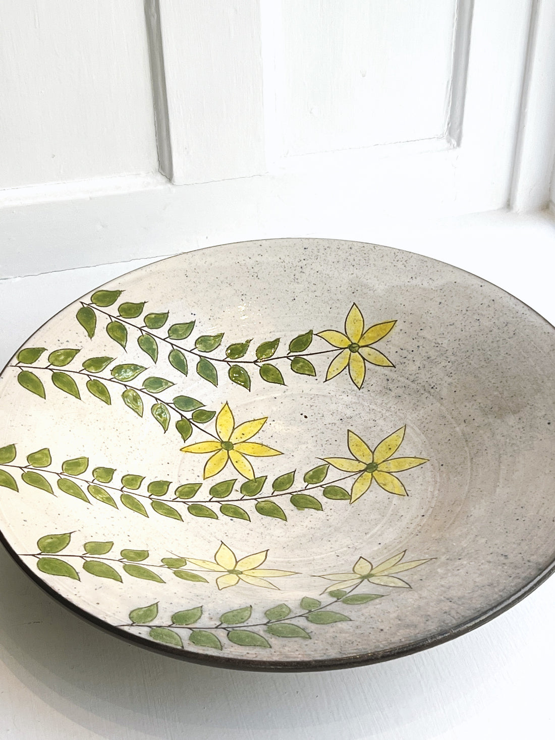 Hand-Painted Fayoum Pottery Flower I Egypt, Fayoum
